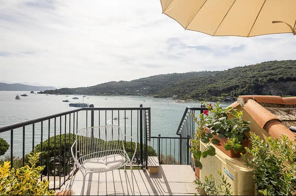 Suite 24 Porto Venere Bagian luar foto